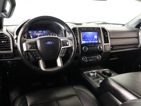 Used 2021 Ford Expedition XLT AWD/4WD image 2