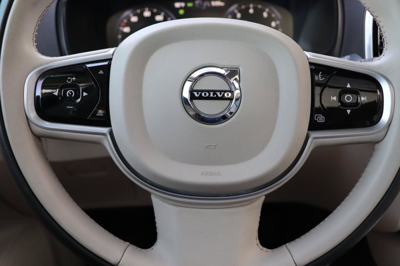 Used 2018 Volvo XC90 T6 Momentum w/ Convenience Package AWD/4WD image 15