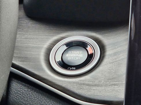 New 2025 Jeep Grand Cherokee L Limited w/ Trailer Tow Package image 13