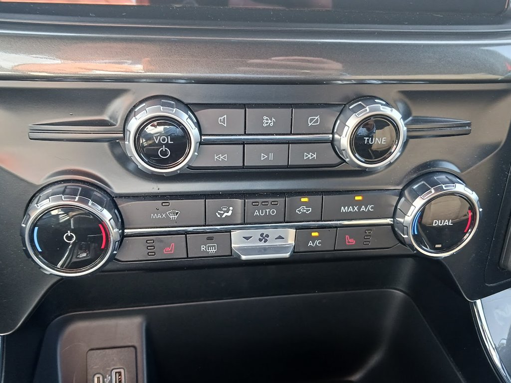 Used 2023 Ford F150 XLT w/ Equipment Group 302A High AWD/4WD image 18