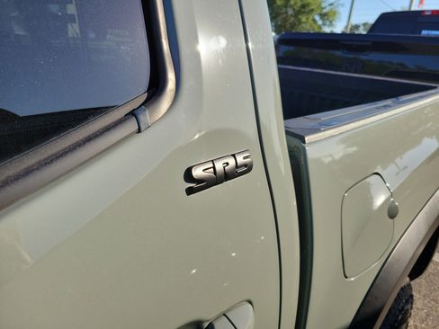 Used 2022 Toyota Tacoma SR5 w/ Trail Edition image 25