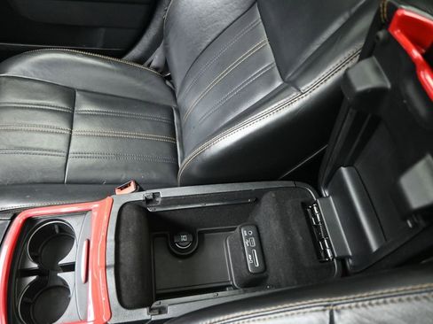 Used 2016 Chrysler 300 S w/ 300S Premium Group image 29