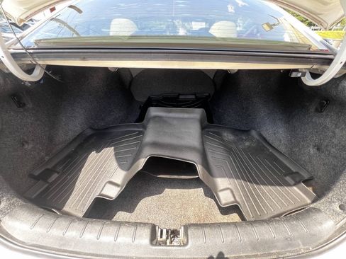 Used 2013 Honda Accord Touring image 14
