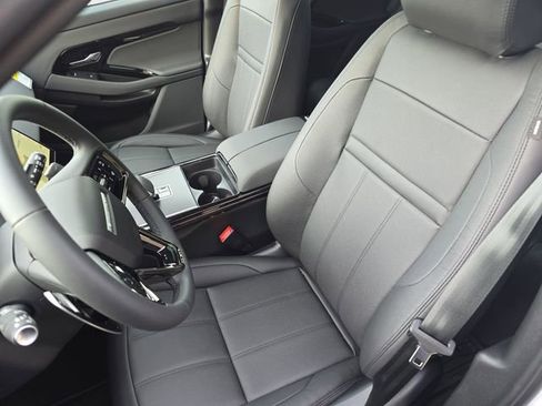 New 2026 Land Rover Range Rover Evoque Dynamic SE image 11