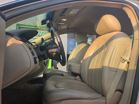 Used 2009 Buick Lucerne CXL w/ Driver Confidence Package FWD image 19