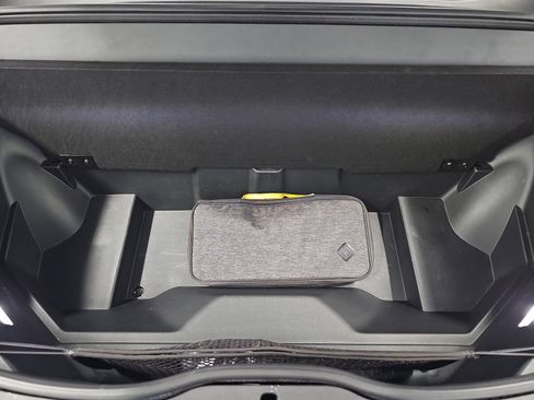 Used 2022 Rivian R1T Adventure image 14