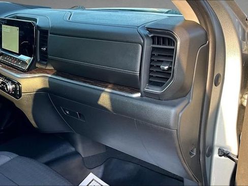 Used 2023 GMC Sierra 1500 Elevation AWD/4WD image 13
