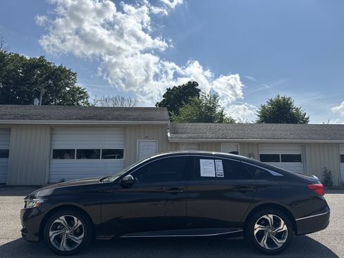 Used 2018 Honda Accord EX-L image 12