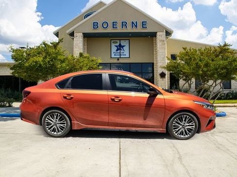 Used 2022 Kia Forte GT-Line FWD image 6