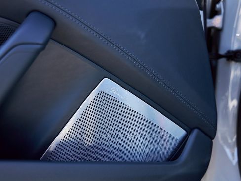 Used 2021 Porsche 911 Turbo S image 31