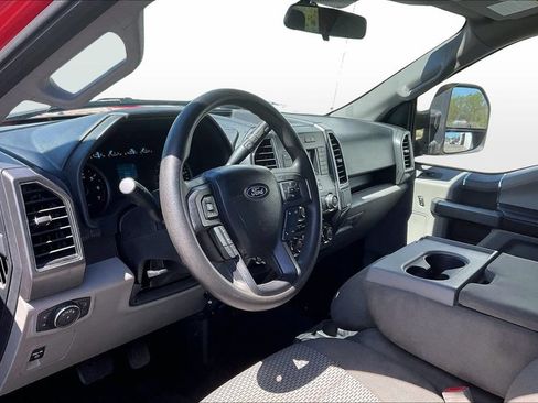 Used 2018 Ford F150 XLT AWD/4WD image 13