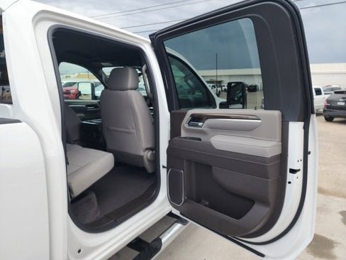 New 2025 Chevrolet Silverado 2500 LT w/ Z71 Chrome Sport Edition image 34