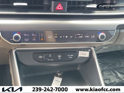 New 2026 Kia Carnival FWD image 28