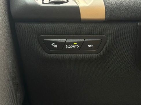 New 2026 BMW iX xDrive60 image 33