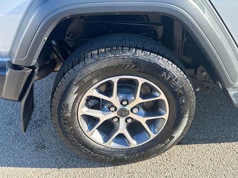 Used 2024 Jeep Wrangler Sport S AWD/4WD image 39