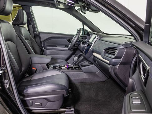 Used 2026 Subaru Forester Limited AWD/4WD image 47
