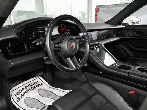 Used 2022 Porsche Taycan 4S AWD/4WD image 18