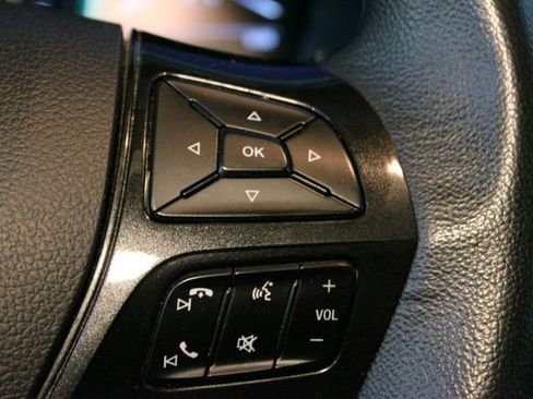 Used 2018 Ford Explorer XLT w/ Equipment Group 202A AWD/4WD image 24