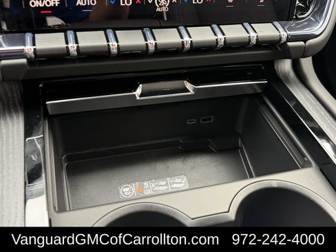New 2026 GMC Yukon XL AT4 Ultimate w/ LPO, Floor Liner Package AWD/4WD image 18