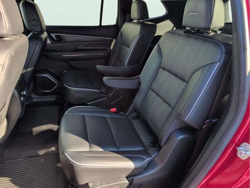 Used 2025 Buick Enclave Avenir w/ Super Cruise Package image 21