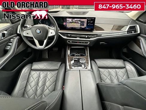 Used 2024 BMW X7 xDrive40i AWD/4WD image 18