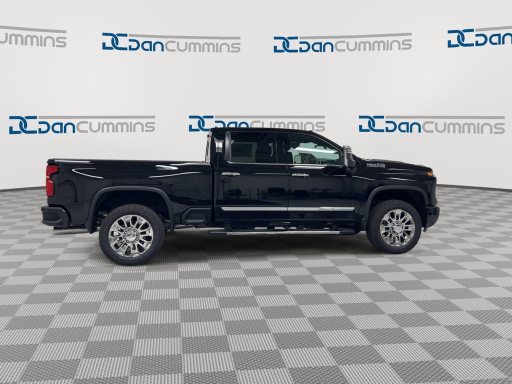 New 2026 Chevrolet Silverado 2500 High Country w/ High Country Premium Package AWD/4WD image 9