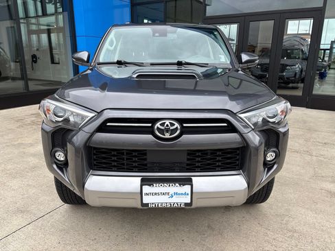 Used 2023 Toyota 4Runner TRD Off-Road Premium w/ Moonroof Package AWD/4WD image 2