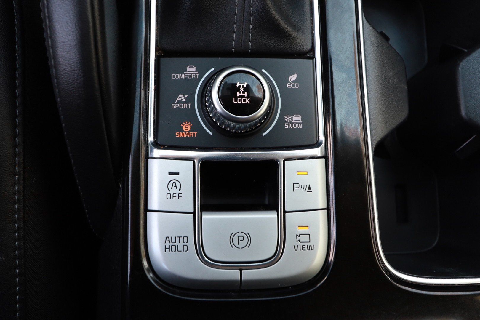 Used 2022 Kia Telluride SX w/ SX Prestige Package AWD/4WD image 19