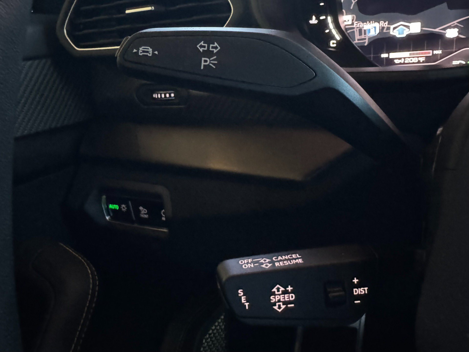 Used 2024 Lamborghini Urus Performante AWD/4WD image 63