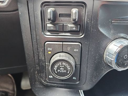 Used 2023 Ford F150 Raptor AWD/4WD image 29