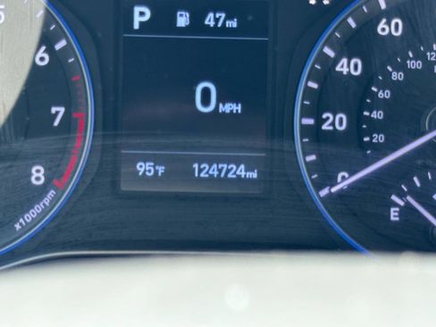 Used 2019 Hyundai Kona Limited image 32