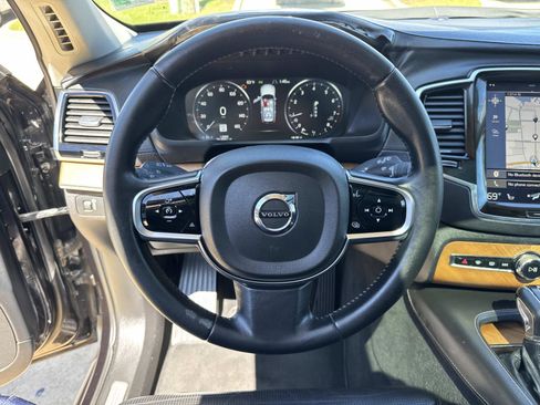 Used 2016 Volvo XC90 T6 Inscription w/ Vision Package image 22