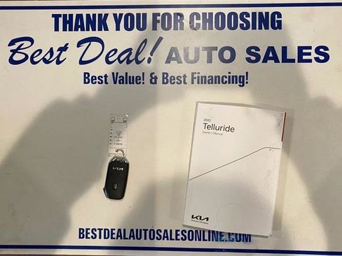 Used 2022 Kia Telluride S AWD/4WD image 32