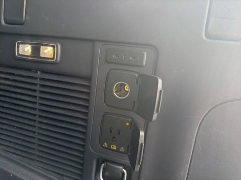 Used 2025 Ford Expedition Active AWD/4WD image 12