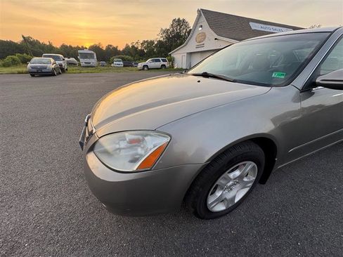 Used 2002 Nissan Altima 2.5 S image 12