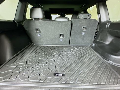 Used 2023 Jeep Grand Cherokee Altitude image 31