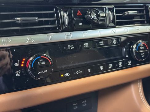 New 2026 Nissan Pathfinder Platinum image 41