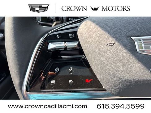 New 2026 Cadillac Vistiq Sport image 23