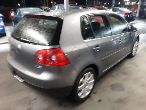 Used 2008 Volkswagen Rabbit 4-Door image 3