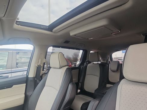 Used 2026 Honda Odyssey Elite image 6