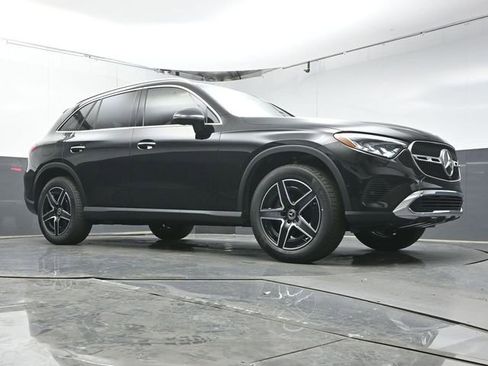 New 2026 Mercedes-Benz GLC 300 image 42