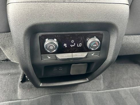 New 2026 Chevrolet Traverse RS FWD image 41