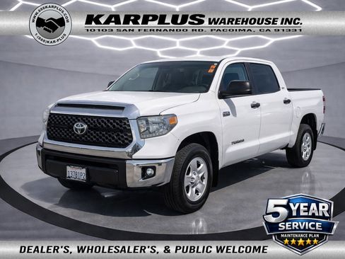 Used 2018 Toyota Tundra SR5 w/ SR5 Upgrade Package RWD image 1
