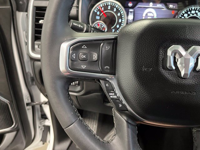 Used 2025 RAM 1500 Laramie AWD/4WD image 27