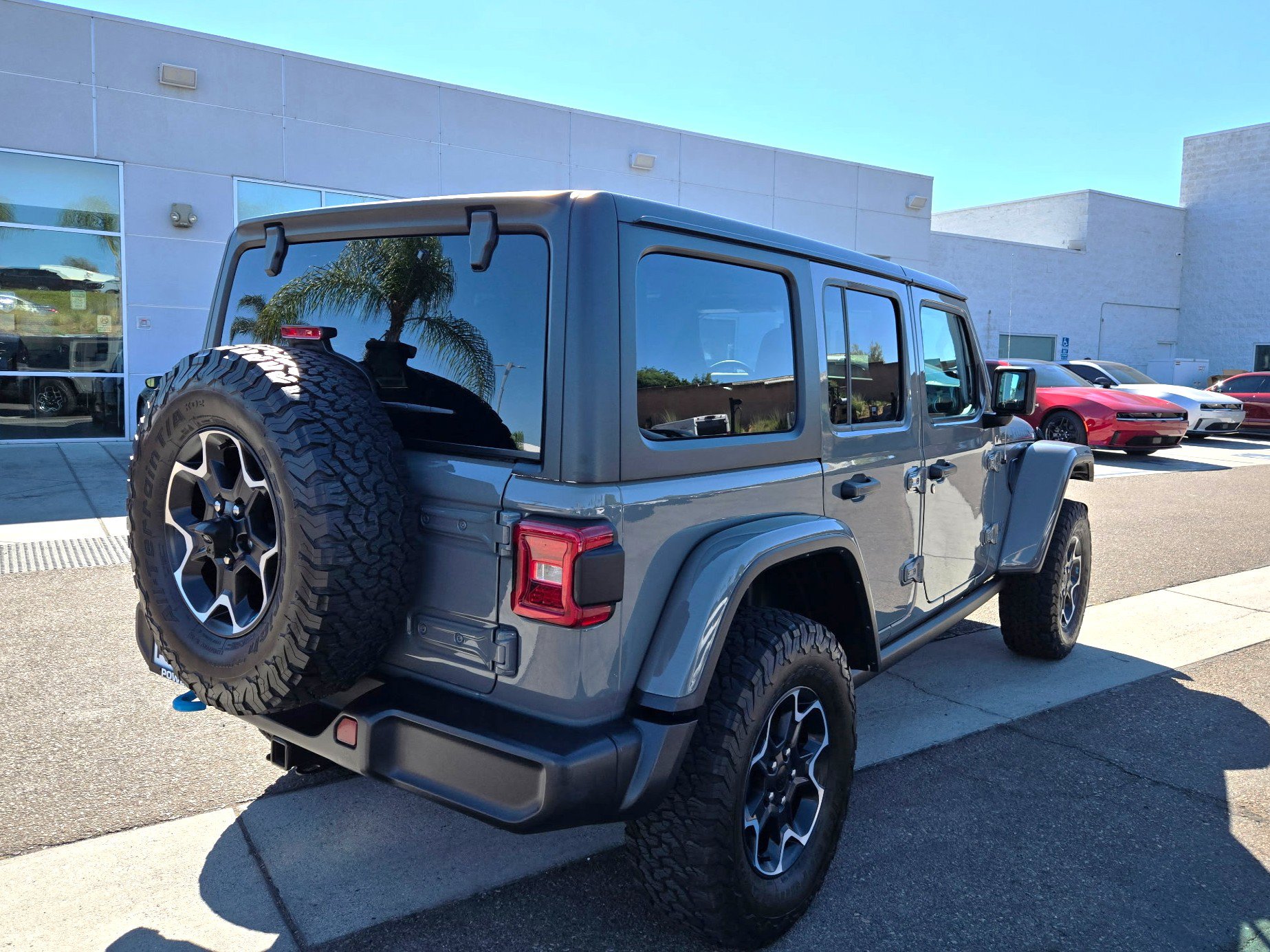 Certified 2023 Jeep Wrangler Unlimited Rubicon 4xe w/ Cold Weather Group AWD/4WD image 6