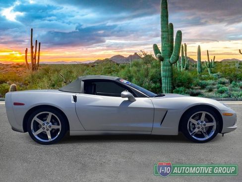 Used 2008 Chevrolet Corvette Convertible w/ Preferred Equipment Group RWD image 2