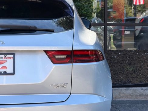 Used 2019 Jaguar E-PACE R-Dynamic S AWD/4WD image 16