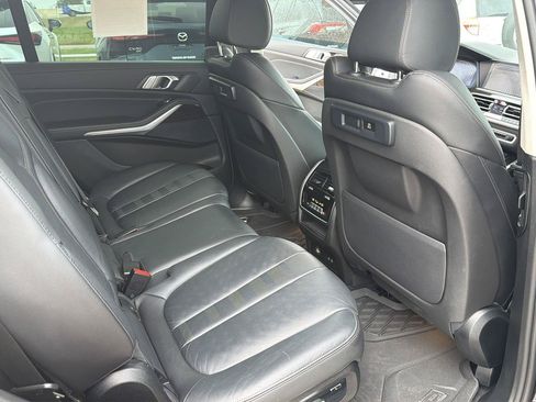 Used 2021 BMW X7 xDrive40i w/ Parking Assistance Package AWD/4WD image 24