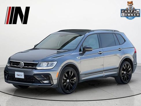 Used 2020 Volkswagen Tiguan SE R-Line FWD image 1