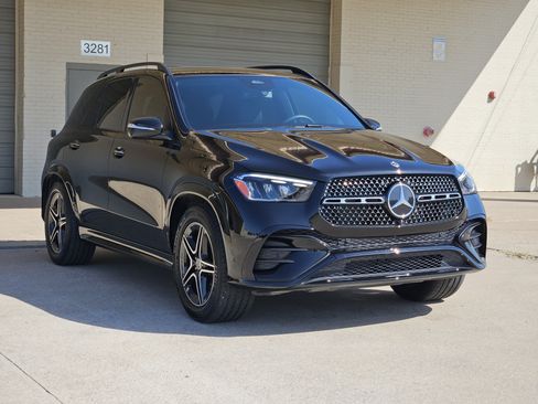 Certified 2025 Mercedes-Benz GLE 450 4MATIC image 3